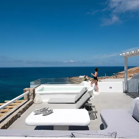 Merchia Bay Villas * Merchia Beach