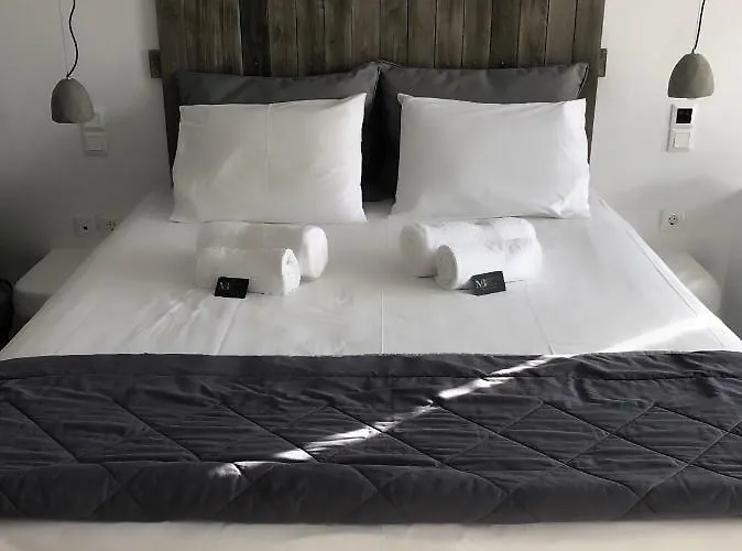 Merchia Bay Villas *