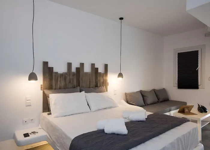 Merchia Bay Villas *