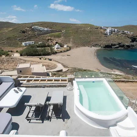 Merchia Bay * Merchia Beach